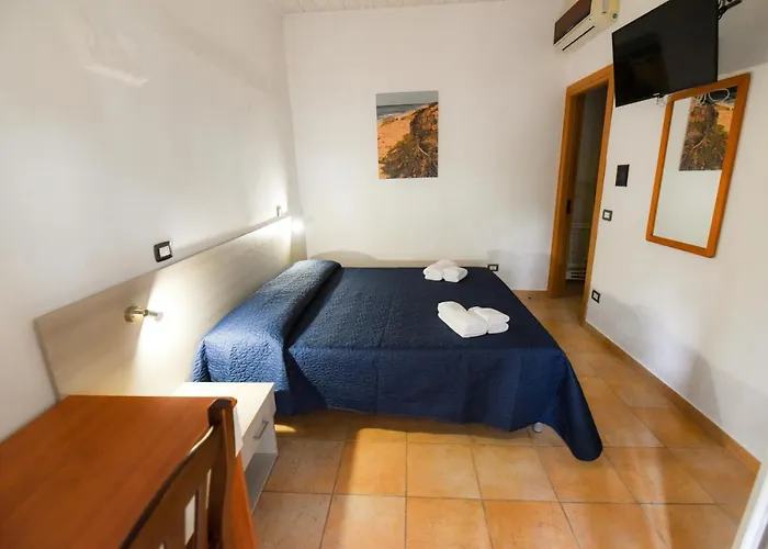 Lägenhetshotell Giardini Sausari Punta Prosciutto