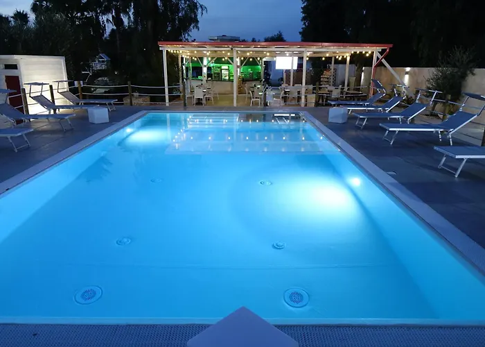 Lägenhetshotell Giardini Sausari 3*