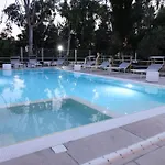 Ξενοδοχείο με διαμερίσματα Giardini Sausari