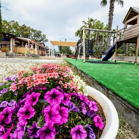 Aparthotel Giardini Sausari