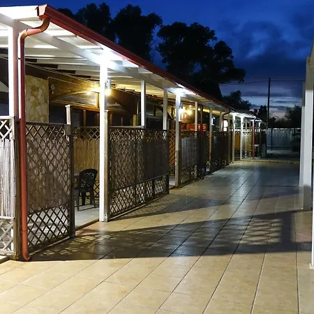 Giardini Sausari 公寓式酒店